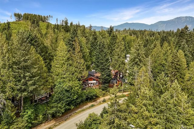 2 of 36 - 10325 Lakeshore Rd 36, Port Alberni, BC