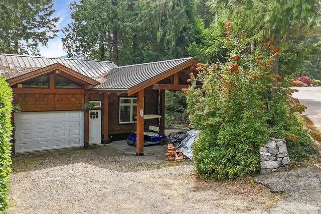4 of 36 - 10325 Lakeshore Rd 36, Port Alberni, BC
