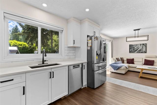 2 of 37 - 1039 Haslam Ave, Langford, BC