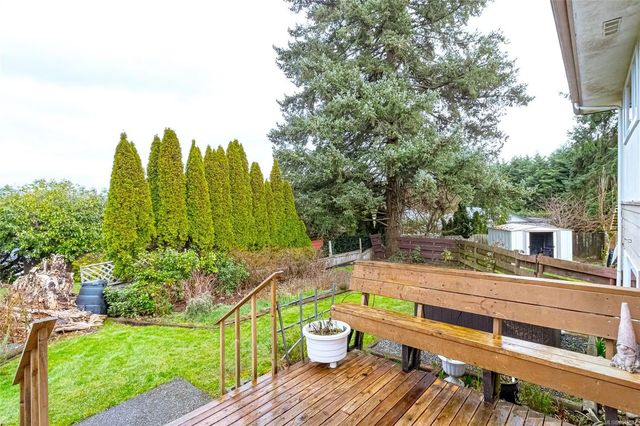 4 of 49 - 3030 Dogwood Rd, Duncan, BC
