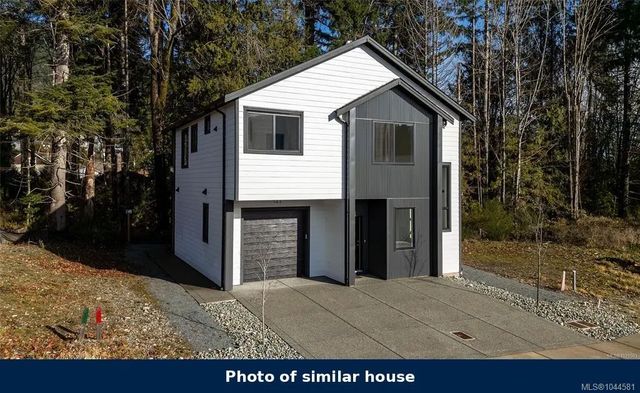 5 of 9 - 118 Plante Cres, Lake Cowichan, BC