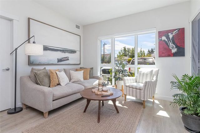4 of 58 - 120 Jensen Ave W 106, Parksville, BC