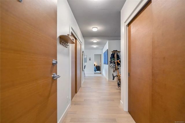 4 of 29 - 989 Johnson St 213, Victoria, BC