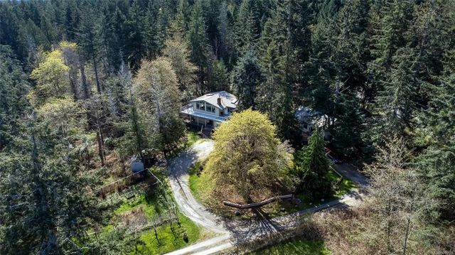 3 of 76 - 2083 North End Rd, Salt Spring, BC
