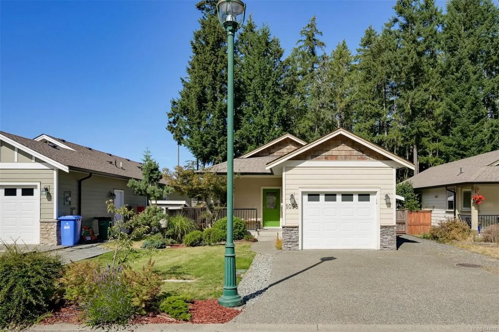 1098 Fitzgerald Rd, Shawnigan Lake