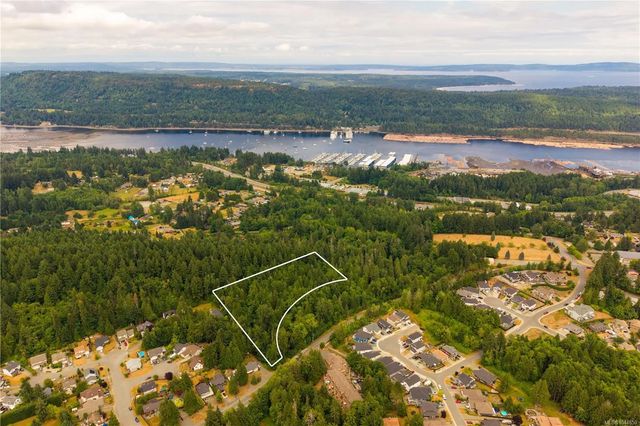 3 of 6 - 1237 4th Ave, Ladysmith, BC