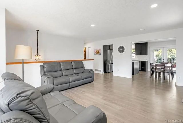 3 of 59 - 1217 Mckinley Rd, Ladysmith, BC