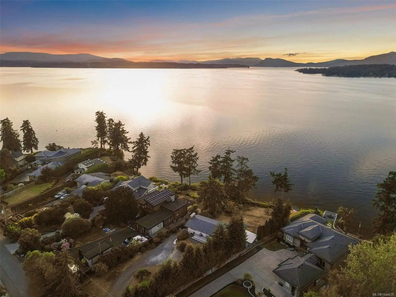 Residential for Sale by 9760 Glynnwood Park Rd in the North Saanich, located in the neighborhood of 