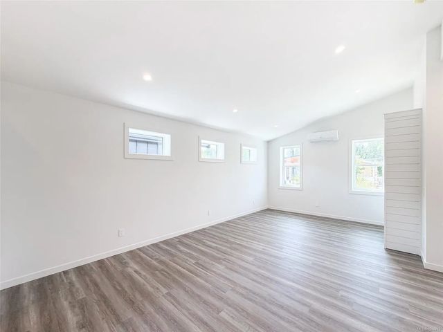 4 of 25 - 3025 Royston Rd 54, Cumberland, BC