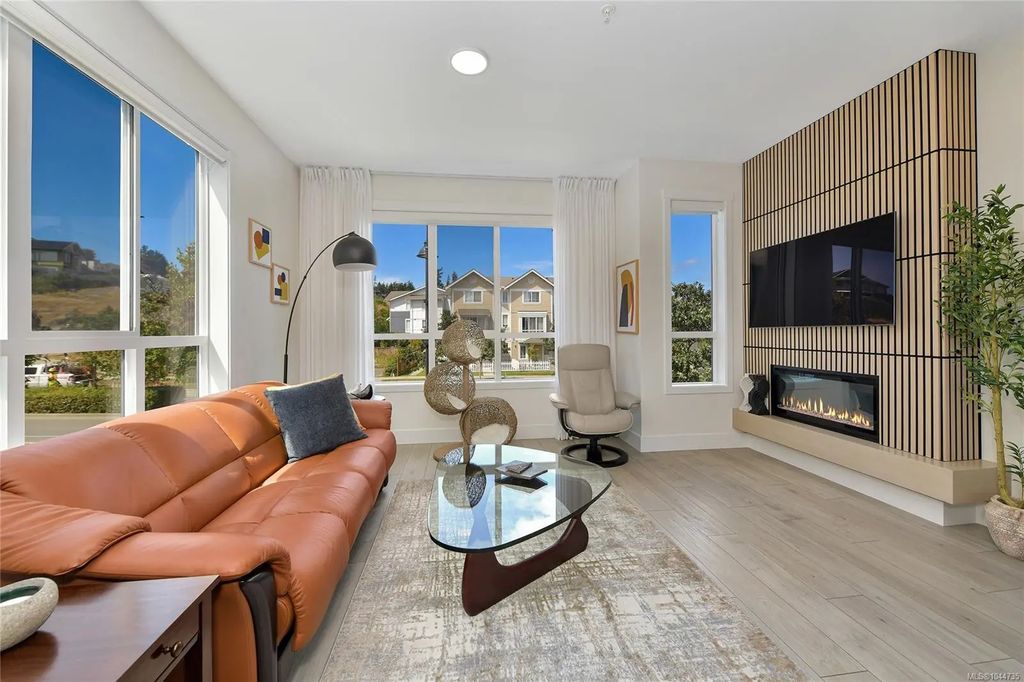 368 Tradewinds Ave 45, Colwood