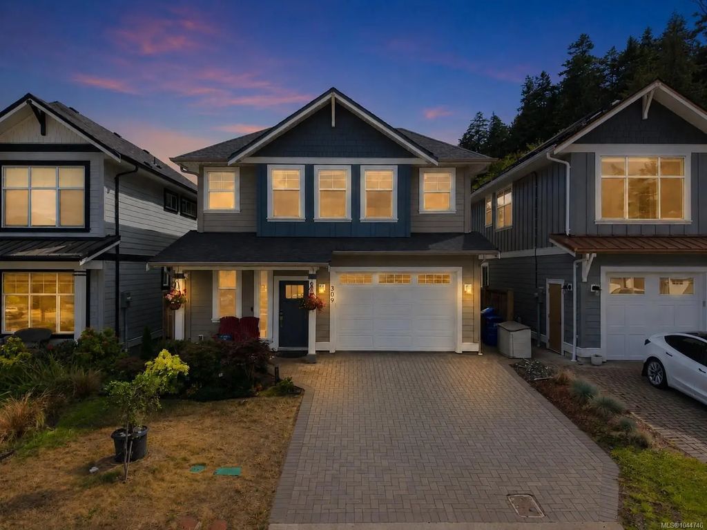 309 Seafield Rd, Colwood
