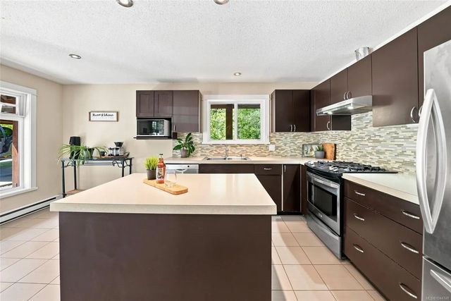 3 of 50 - 1704 Matterson Rd, Errington, BC