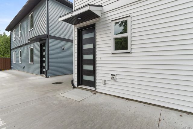 3 of 42 - 2190 Jingle Pot Rd 200, Nanaimo, BC