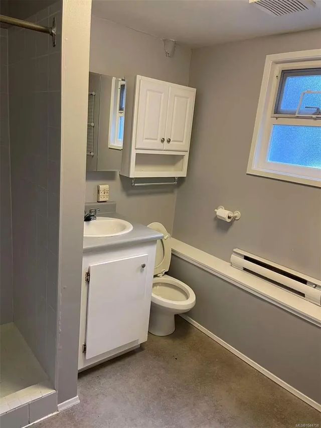 5 of 20 - 966 Haslam Ave, Langford, BC