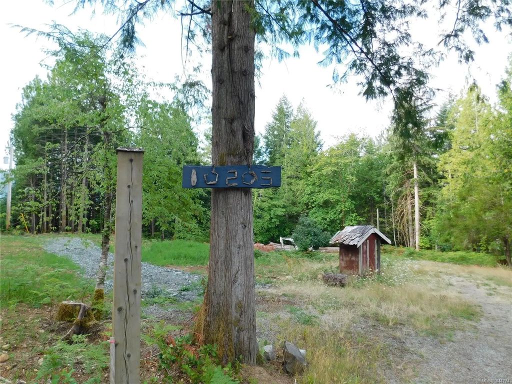 10206 South Dr, Port Alberni