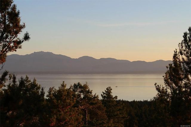2 of 27 - Sl C Elderberry Lane, Lasqueti Island, BC