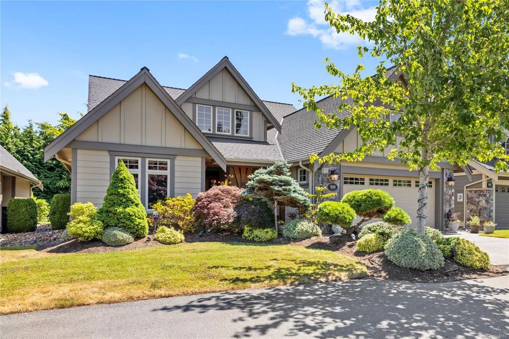 649 Eaglewood Crt, Qualicum Beach