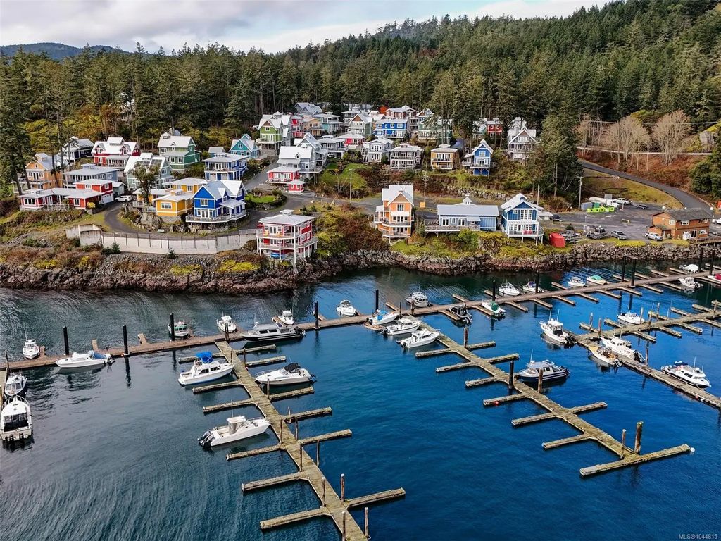 125 Hilltop Cres, Sooke