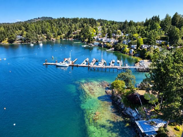 2 of 44 - 10959 Tuam Rd, North Saanich, BC