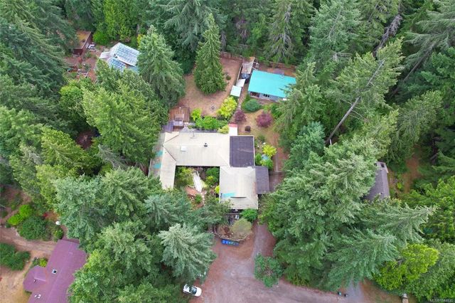 2 of 45 - 395 Lyngail Pl, Gabriola Island, BC