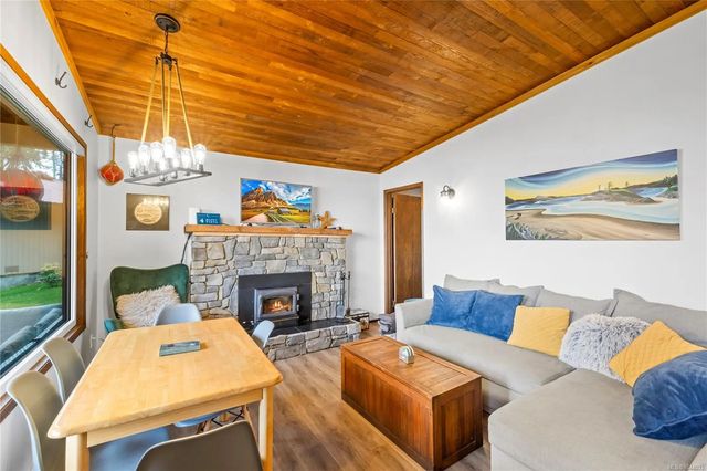 3 of 48 - 4375 Kelsey Rd 4, Bowser, BC