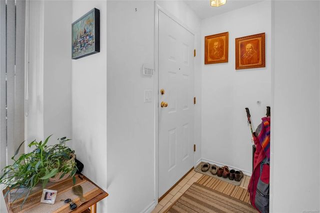 2 of 28 - 2730 Glen Lake Pl, Langford, BC