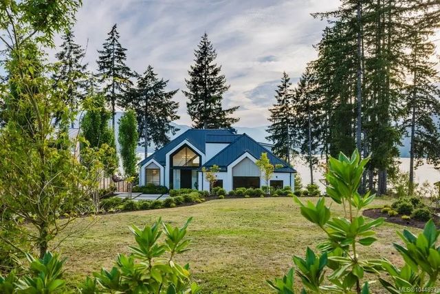 3 of 99 - 7380 Lakefront Dr, Lake Cowichan, BC