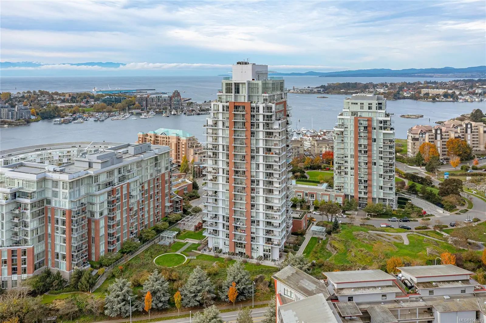 Victoria Real Estate - MLS # 1044912, Residential real estate for Sale in The Promontory, MLS Listings # 1044912