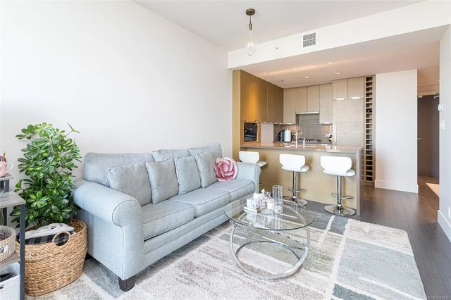 4 of 24 - 83 Saghalie Rd 708, Victoria, BC