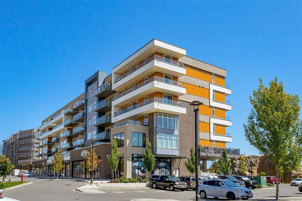 967 Whirlaway Cres 606, Langford