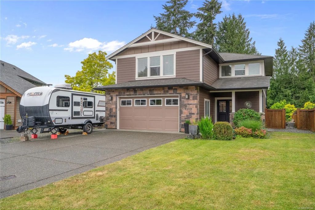 3638 Soren Pl, Cobble Hill