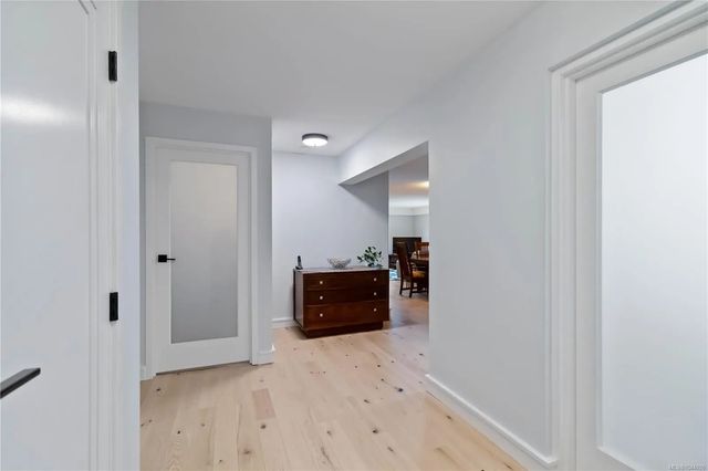 5 of 64 - 2920 Cook St 501, Victoria, BC