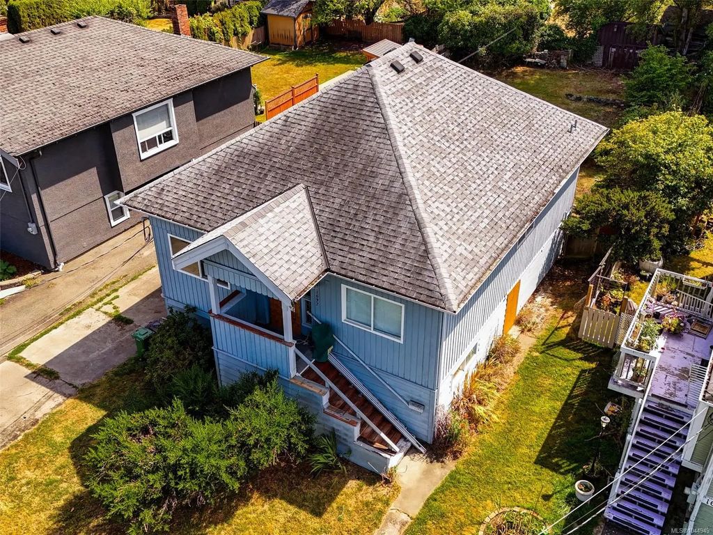 1637 Pembroke St, Victoria