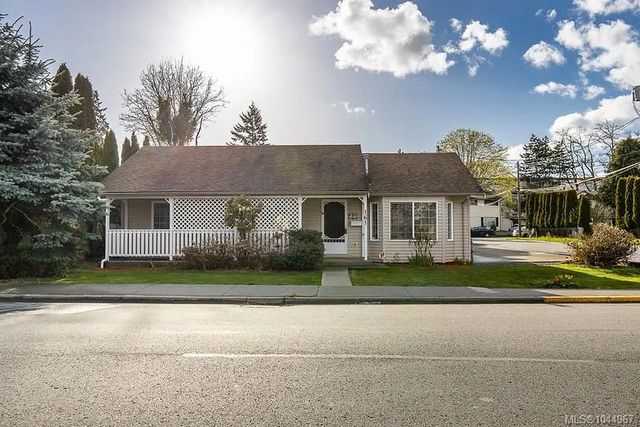 2 of 29 - 161 Mckinstry Rd, Duncan, BC