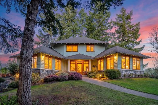 3 of 76 - 240 Viaduct Ave W, Saanich, BC