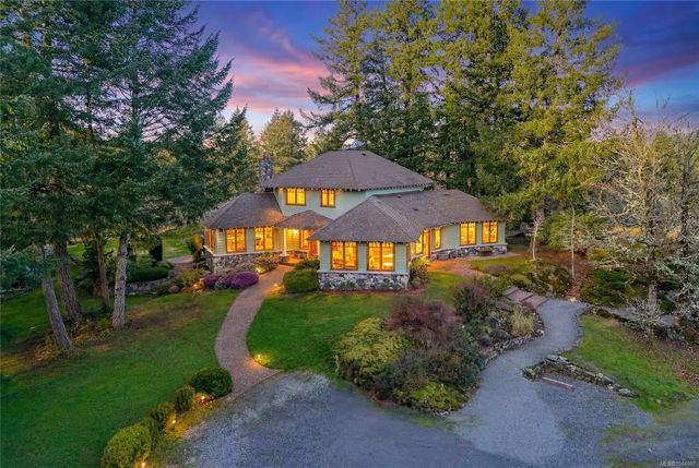 4 of 76 - 240 Viaduct Ave W, Saanich, BC