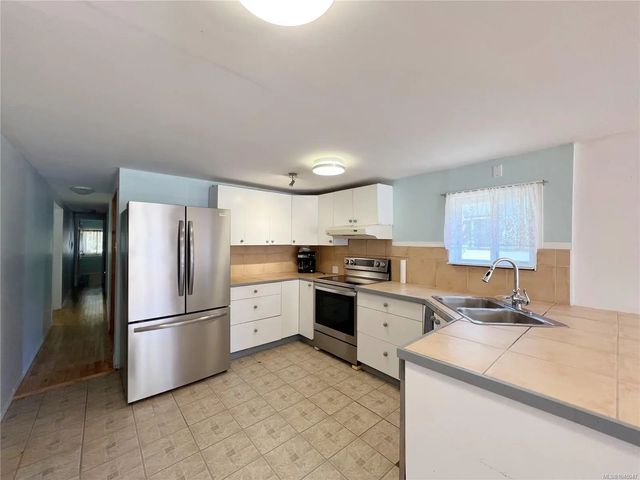 3 of 22 - 401 Conuma Dr, Gold River, BC