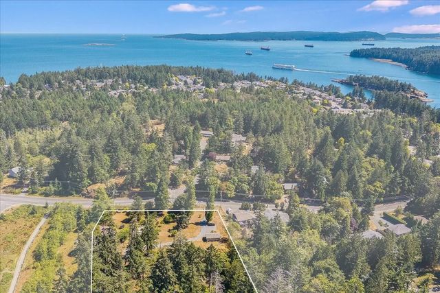 4 of 53 - 3315 Hammond Bay Rd, Nanaimo, BC