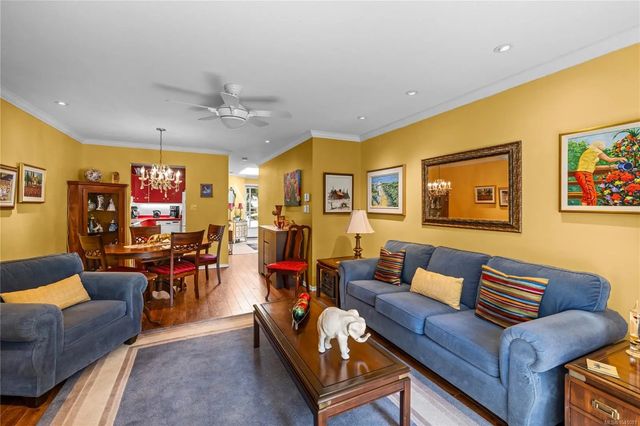 3 of 32 - 450 Bay Ave 24, Parksville, BC