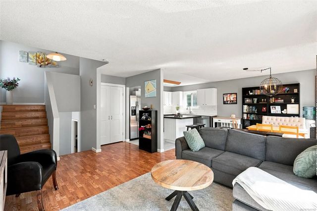 5 of 52 - 37 Kanaka Pl, Nanaimo, BC