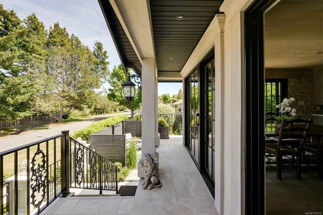5 of 74 - 867 Victoria Ave, Oak Bay, BC