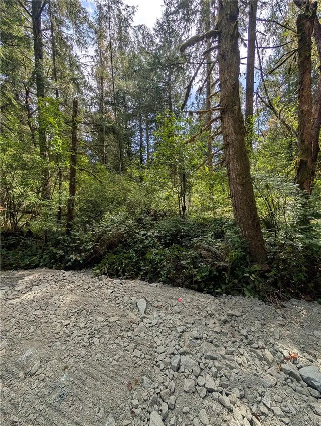 5 of 6 - 4595 Beckingham Rd, Metchosin, BC