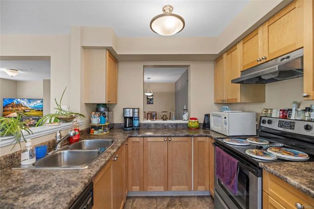 4 of 40 - 1620 Townsite Rd 308, Nanaimo, BC
