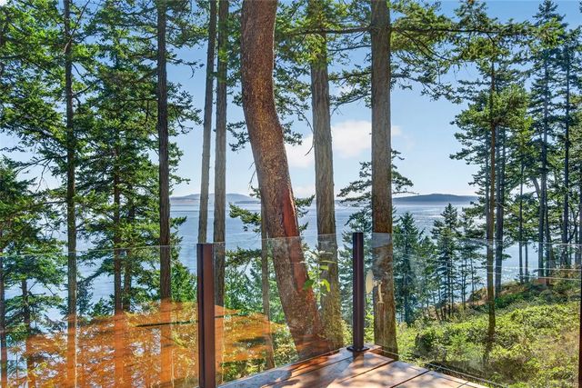 4 of 35 - 1316 Greenleaf Lane, Sidney Island, BC