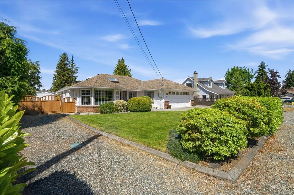 820 Drew Rd, Parksville
