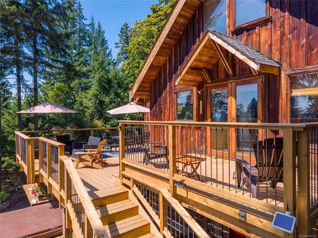 2 of 56 - 4704 Captains Cres, Pender Island, BC