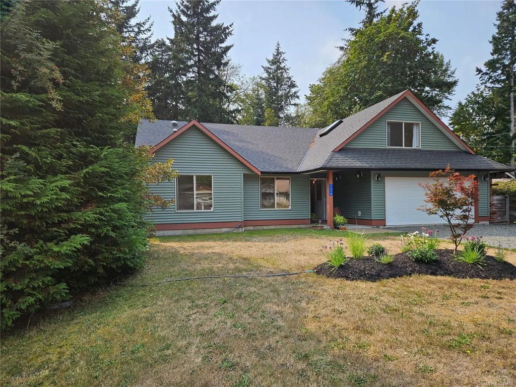 7478 Yake Rd, Fanny Bay