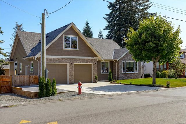 3 of 40 - 2104 Colinwood Rd, Sidney, BC