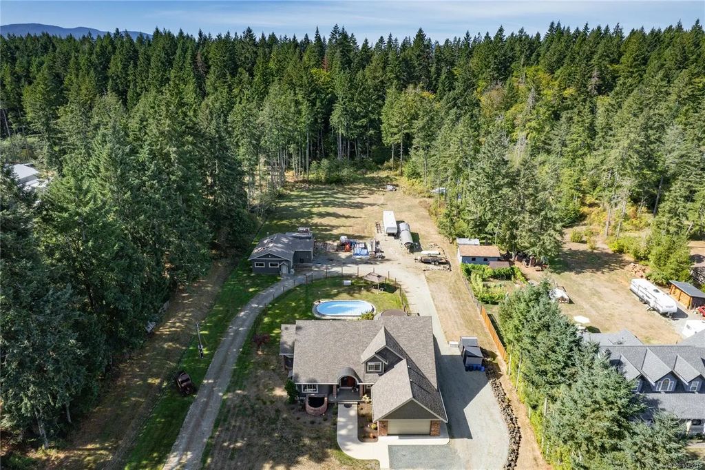 5670 Willow Rd, Port Alberni
