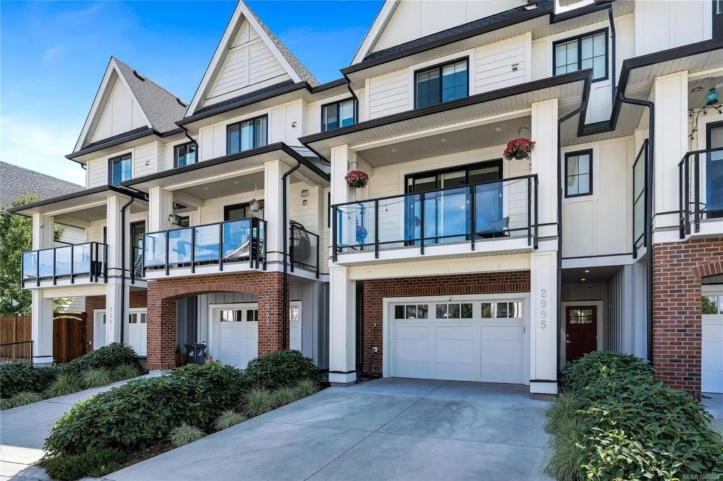 2995 Burlington Cres, Langford